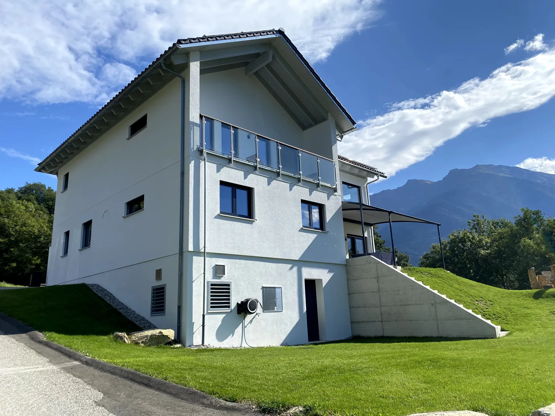 Casa unifamiliare Hegdorn a Naters con le montagne sullo sfondo